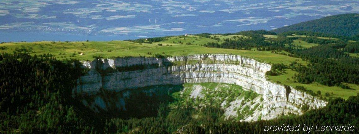 Hotel Alpes & Lac Neuchâtel Facilități foto